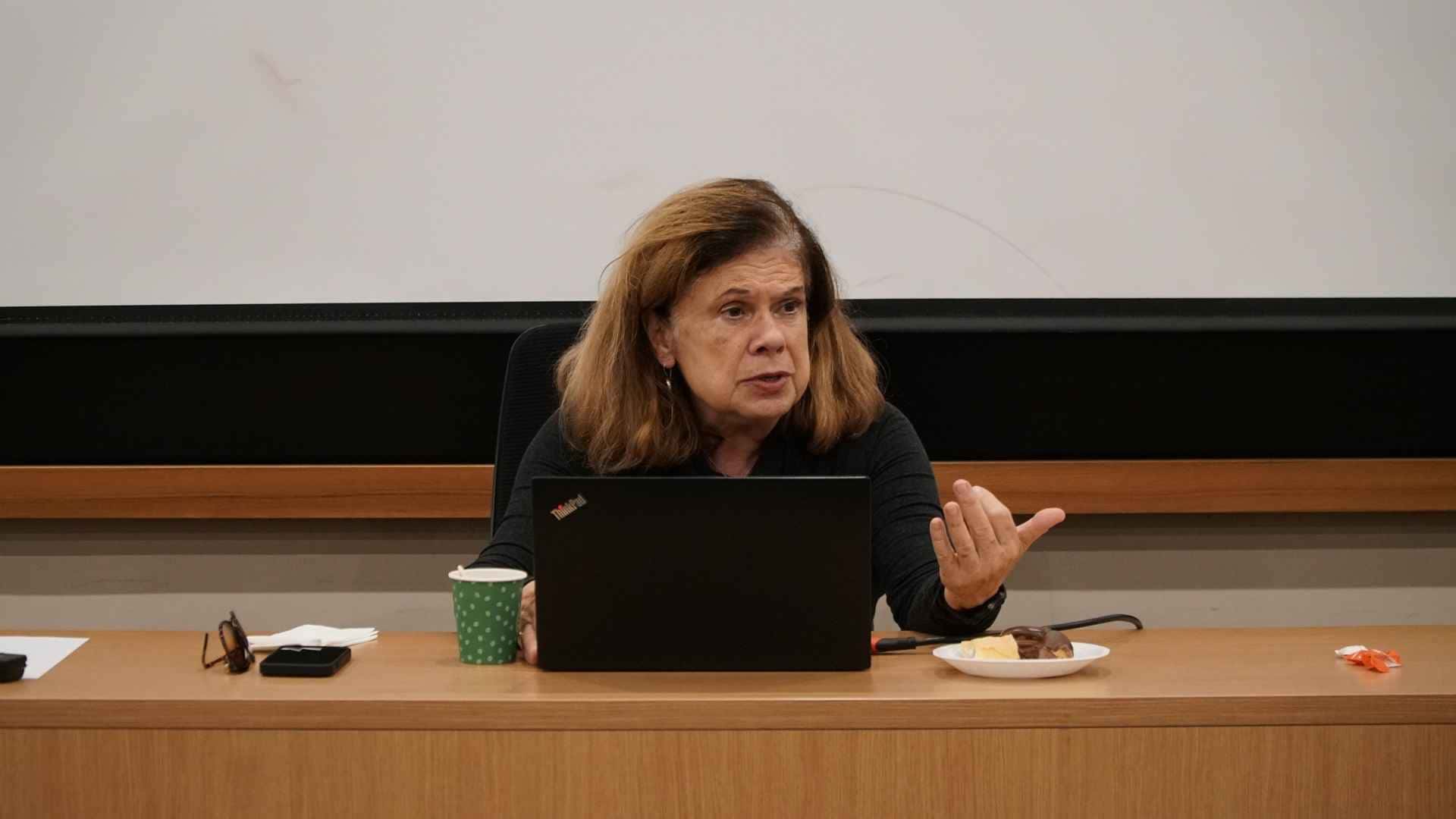 Ekonomi Seminerleri'nde Prof. Sumru Altuğ'u Ağırladık